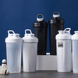 Large capacity sports Shake cup