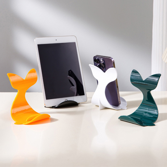 Whale-shaped mobile phone holder